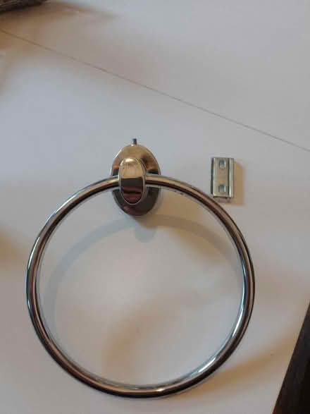 Photo of free Chrome towel holder (Upper Wolvercote) #1