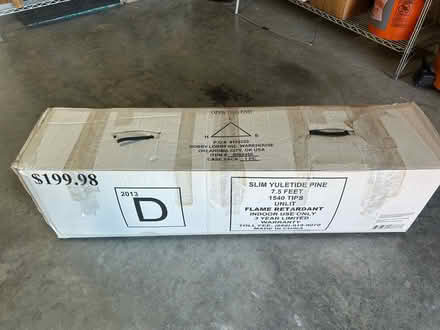 Photo of free 7.5 ‘ Christmas tree (Frisco) #1