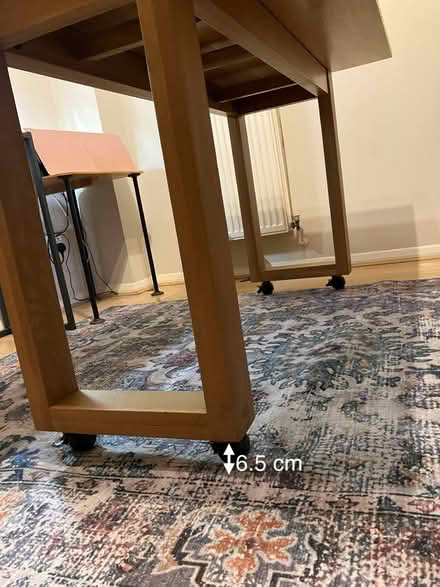 Photo of free dining table, folds lengthwise (Friern Barnet N11) #2