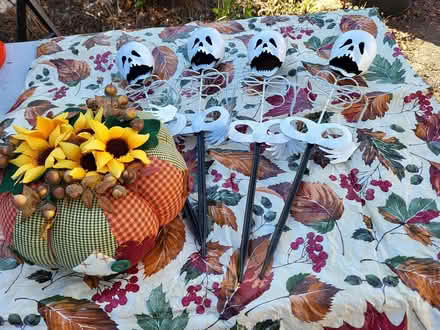 Photo of free Decorations (Downers Grove (south side)) #1