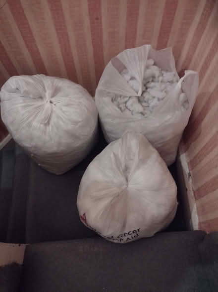 Photo of free 3 bags of stuffing for soft toys/cushions (Barry CF63) #3
