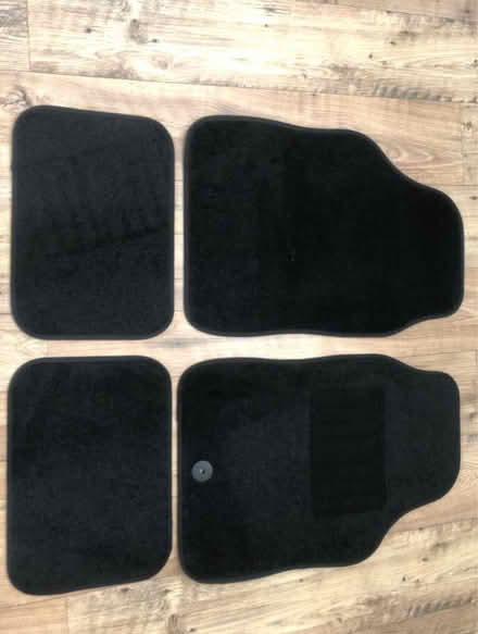 Photo of free Car floor mats, unused (IP8) #1