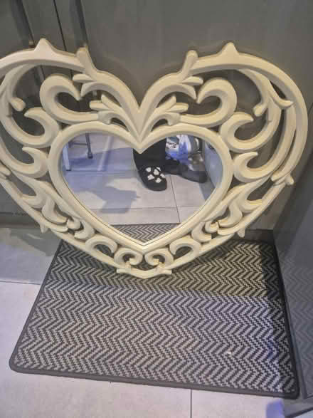 Photo of free Mirror and 4 automatic refills (CW7) #1