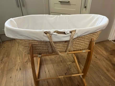 Photo of free Baby moses basket (IP8) #1
