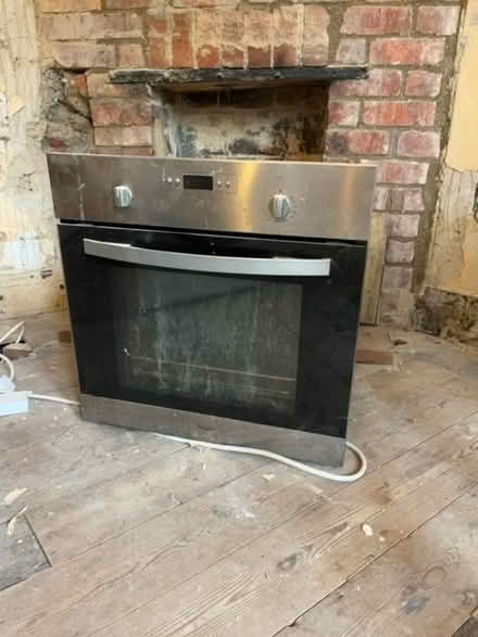 Photo of free Whirlpool single oven (Broomgrove TN35) #1