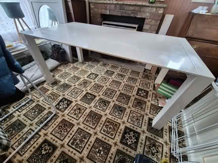 Photo of free Dinning table (Fleetville AL1) #1