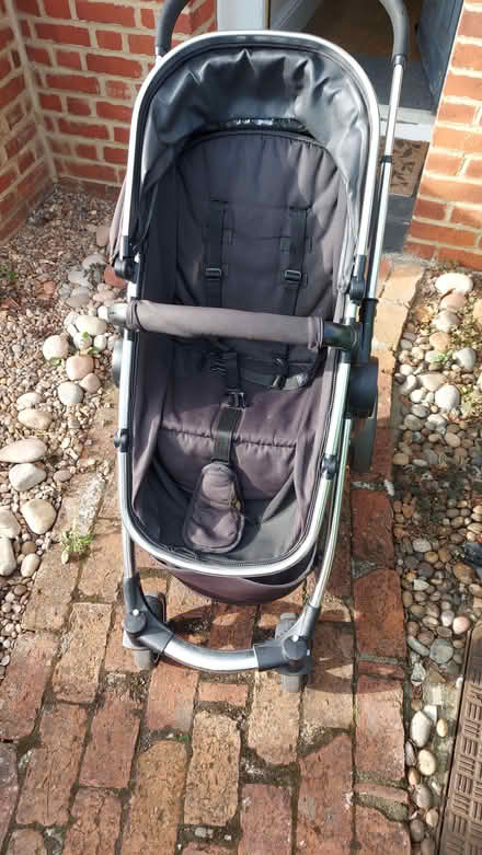 Photo of free Pram / Pushchair / car seat (Bexleyheath DA7) #4