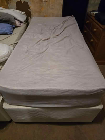Photo of free 2 single storage beds (Huyton) #1