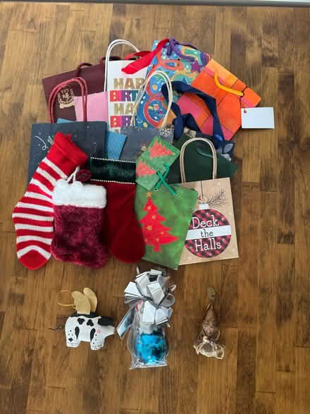 Photo of free Various gift bags (Cotati west of 101) #1