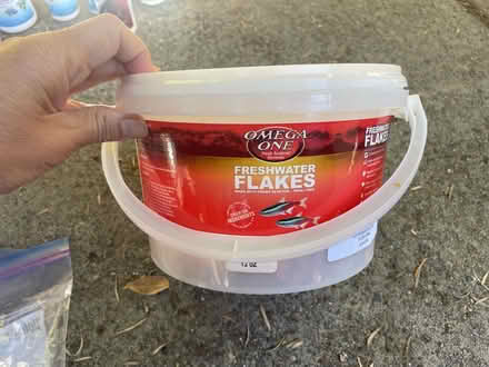 Photo of free Aquarium Fishkeeping supplies (Woodside Plaza - Redwood City) #2