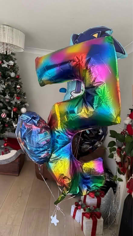 Photo of free Sonic and 5 balloons (Kings Hill) #2