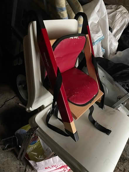 Photo of free Handysitt Portable High Chair (Clerwood EH12) #4