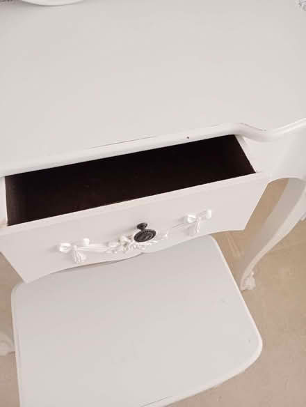 Photo of free Dressing table set (Heswall CH61) #2