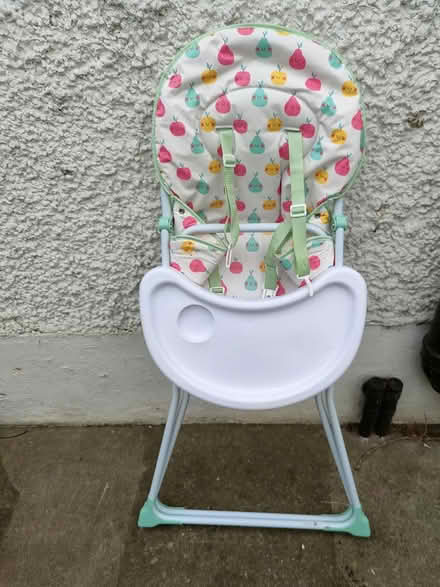 Photo of free Highchair for feeding (Dublin 14) #2