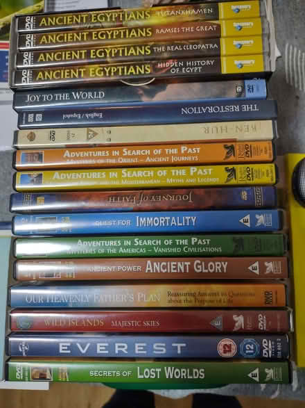 Photo of free DVD's (Hay on Wye HR3) #1
