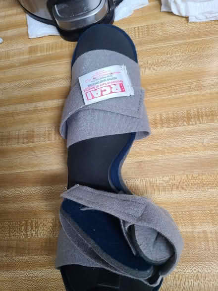 Photo of free Wrist/arm brace (South of 10th in Gilroy) #2