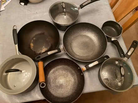 Photo of free Pans and baking trays (S12 Charnock Sheffield) #2