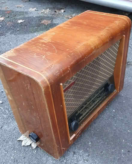 Photo of free Vintage Pye Radio.ì (Hay Mills B25) #3
