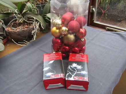 Photo of free Lights and baubles (Basingstoke) #1