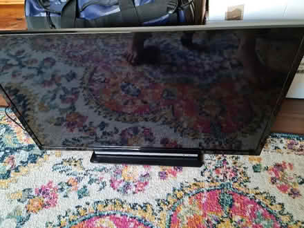 Photo of free 32 Inch Smart TV (No remote) (stockport SK2) #1