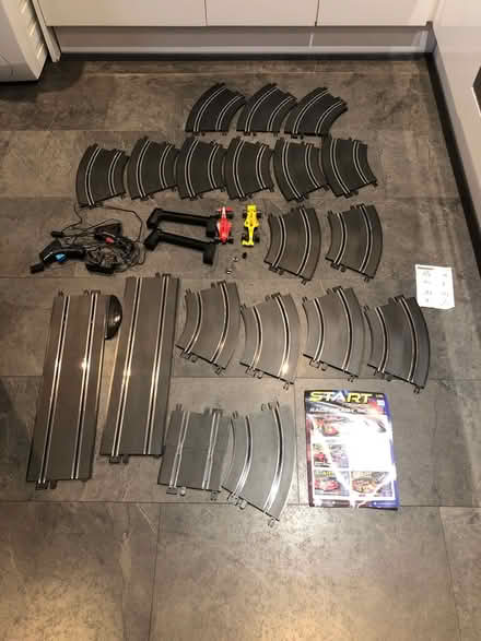 Photo of free Scalextric (Wimbledon Chase SW20) #1