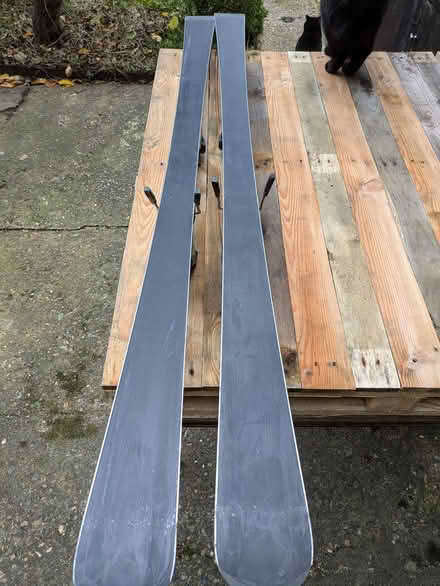 Photo of free 3 pairs of Skis with bindings (New / East Barnet) #2