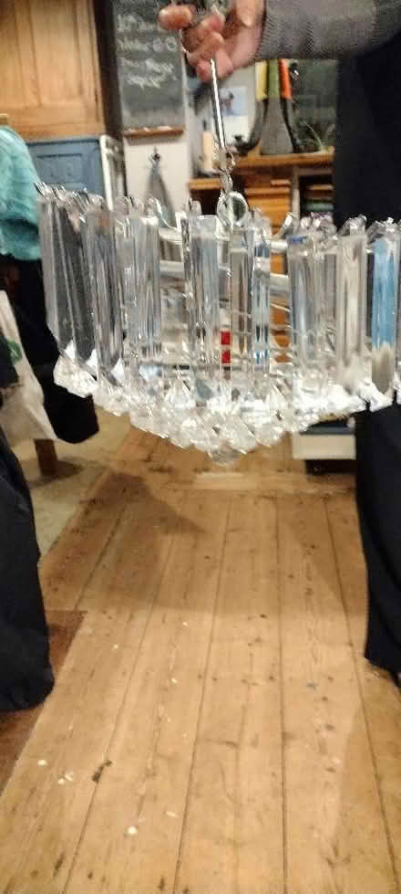 Photo of free Chandelier type ceiling light (High Town LU2) #3