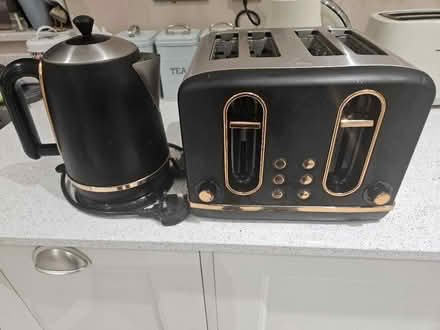 Photo of free Kettle & Toaster (castle bromwich B36) #1