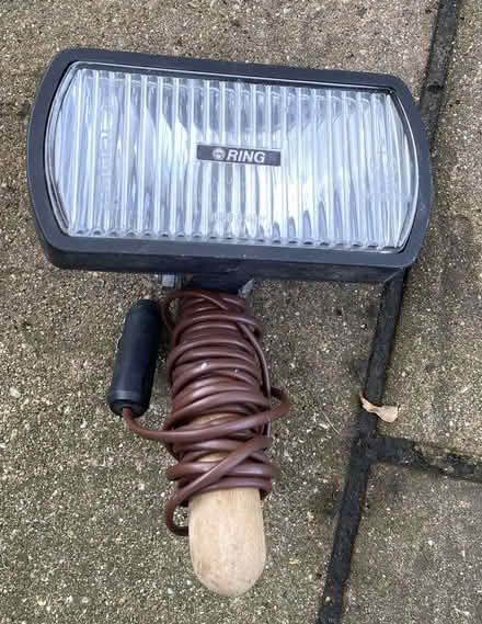 Photo of free handheld floodlight. (Merley BH21) #1