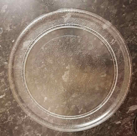Photo of free Microwave Plate (toxteth L8) #1
