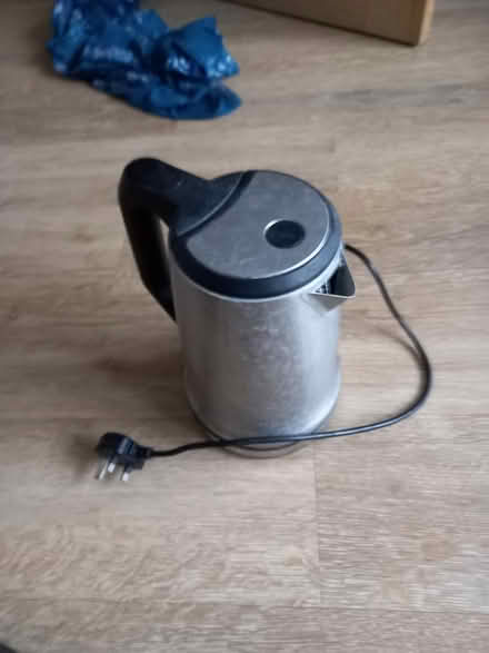 Photo of free Electric kettle (Weston bath) #1