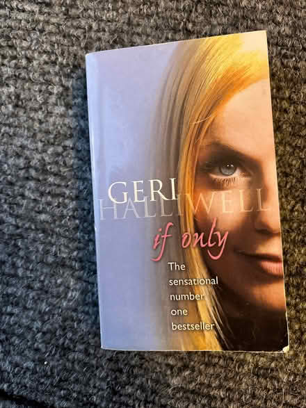 Photo of free Geri Halliwell Autobiography (Poplars SG2) #1