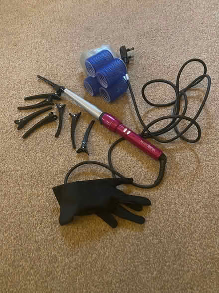 Photo of free Curling tong, rollers and clips (Privett PO12) #1