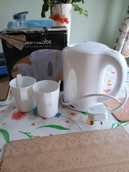 Photo of free Travel kettle (Holmbush) #1