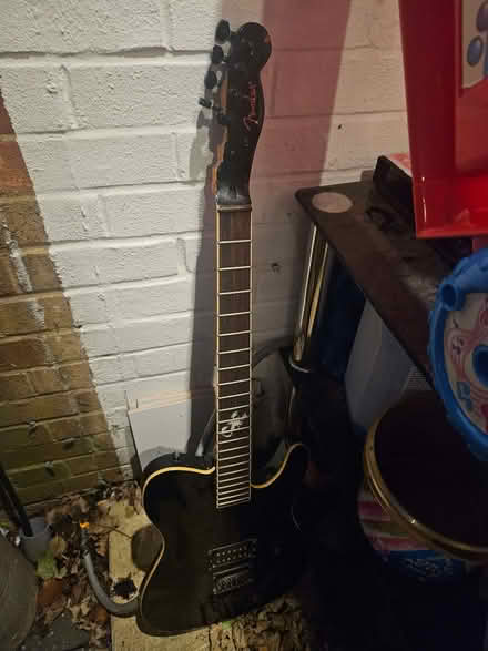 Photo of free Broken fender gutair (South Croydon CR2) #1