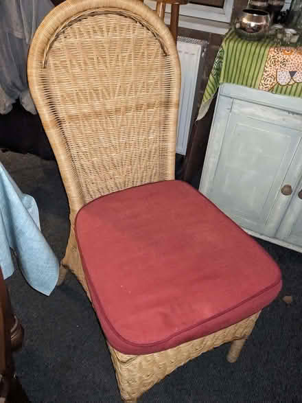 Photo of free Rattan chairs x2 (Old Woking GU22) #3