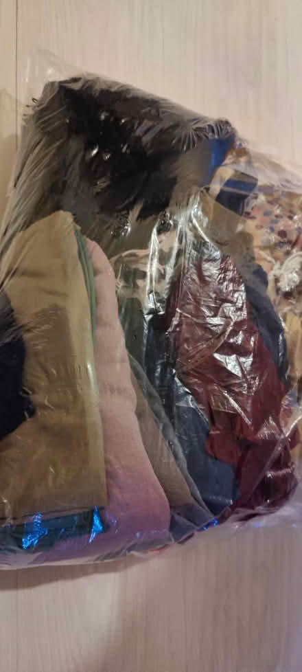 Photo of free Scarves (Wd18) #2