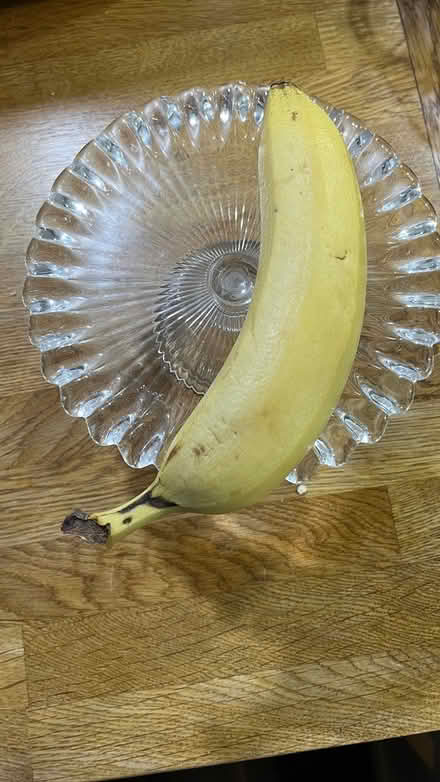 Photo of free Small glass cake stand (SG6 3) #3