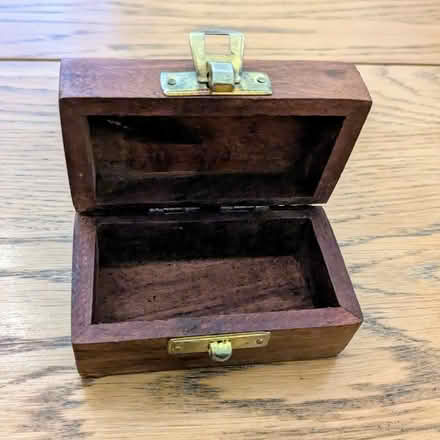 Photo of free Wooden box with elephant (Tufnell Park N7) #2