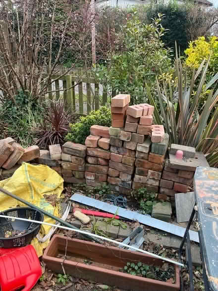 Photo of free bricks - around 50 (Saltney CH4) #1
