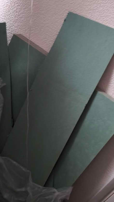 Photo of free 8 pieces and some cuttings (Bromley North BR1) #1