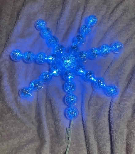 Photo of free Light up Christmas tinsel star (Walton on Thames KT12) #1