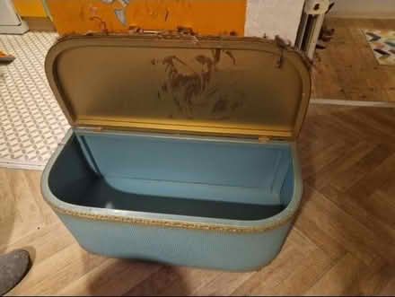 Photo of free Lloyd Loom Ottoman (BN2) #2