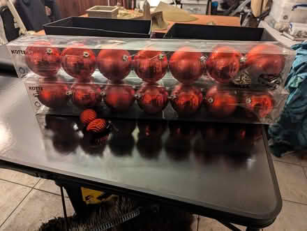 Photo of free Red Christmas Baubles (CT15) #2