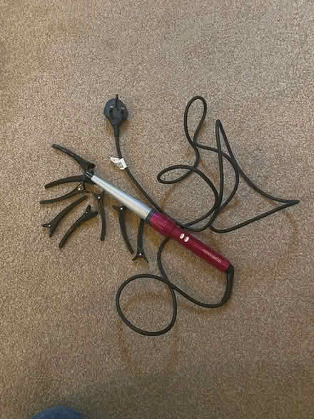 Photo of free Curling tong, rollers and clips (Privett PO12) #2