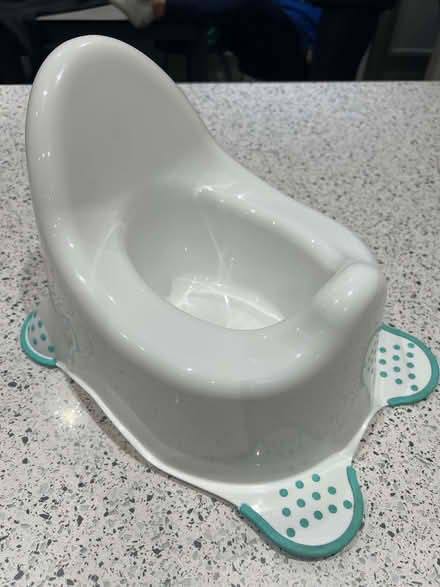Photo of free Fred & Flo Growing Up Potty (Mill Green AL7) #3
