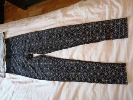 Photo of free Yoga leggings + top (West Norwood SE27) #2