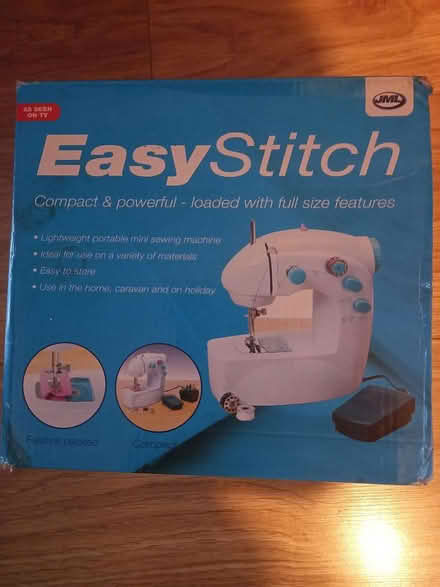 Photo of free JML mini sewing machine (Leeds LS9 Burmantofts) #1