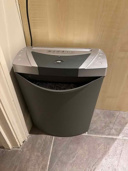 Photo of free Paper shredder (Esher KT10) #1