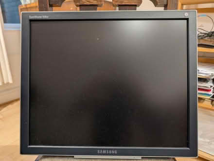 Photo of free Samsung 930BF LCD monitor (N7 bride st) #2